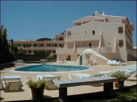 Apartament Olhos Do Mar T1 Beach Olhos De Agua Албуфейра Екстериор снимка